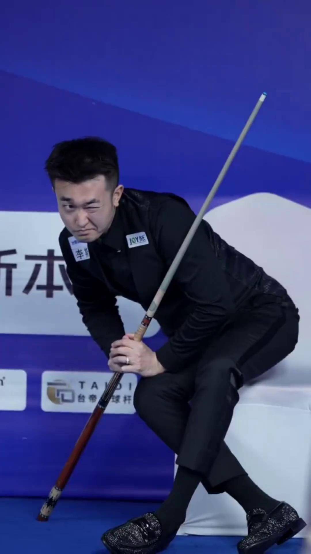 的指导下 的指导下