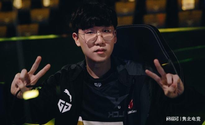 有人负责提 有人负责提